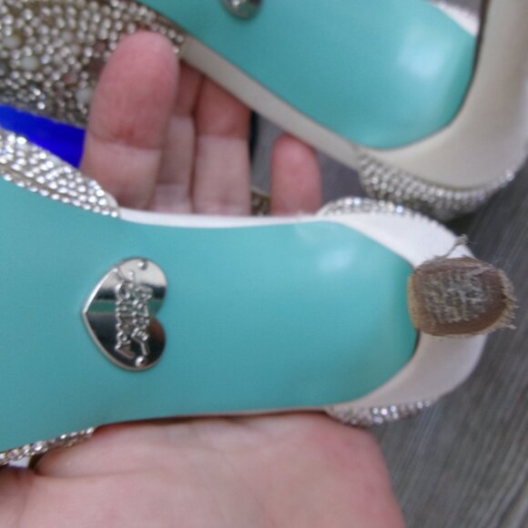 Betsey Johnson BAYLI Crystals and Pearls High Heels Shoes 6 White Open Toe - Picture 15 of 15